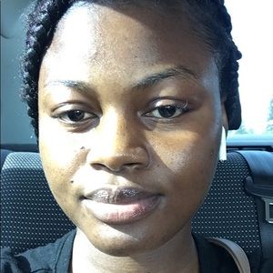 Meet your Posher, Naomi